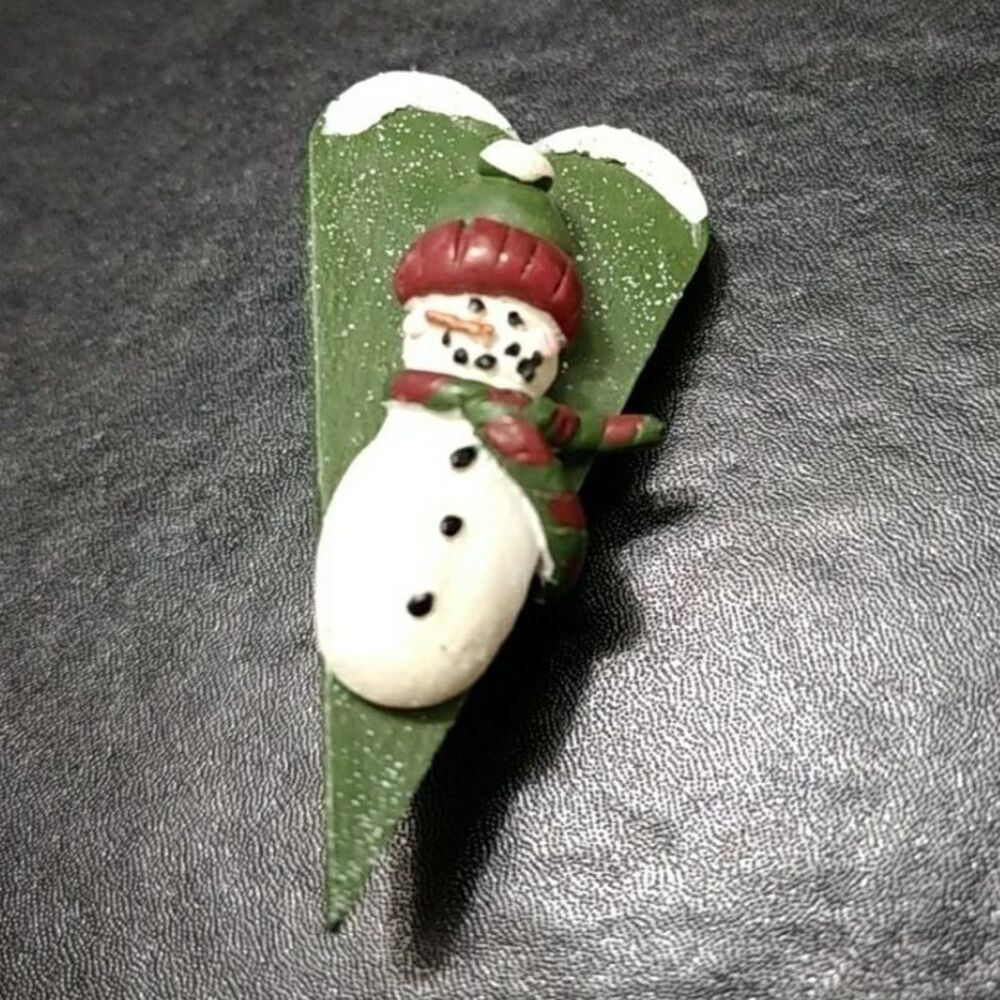 Vintage Snowman pin